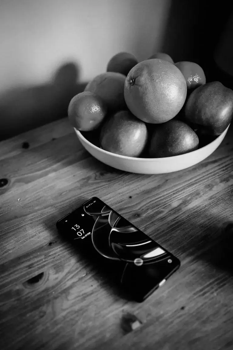 UNSEEN ECHOES - Objects of Domestic Abuse | Photography Project & Exhibition