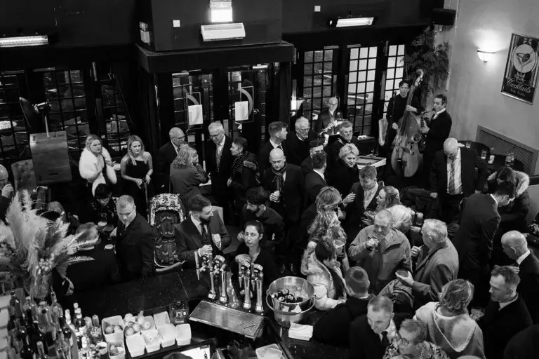 Monochrome 00424 websize