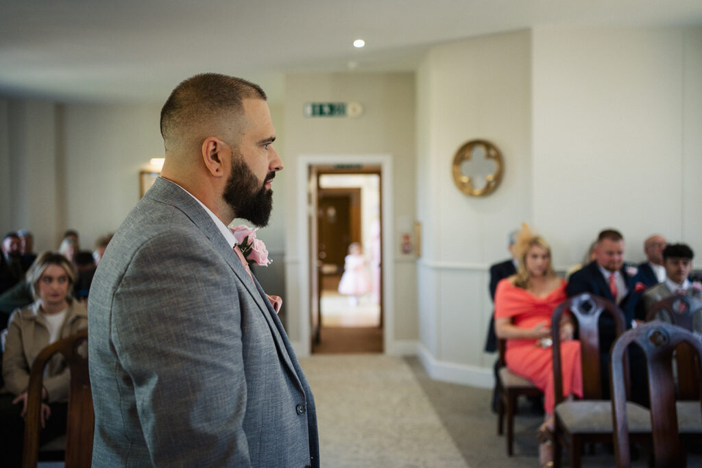 A Relaxed Wedding at St Albans Registry Office, Hertfordshire 21 A Relaxed Wedding at St Albans Registry Office 10