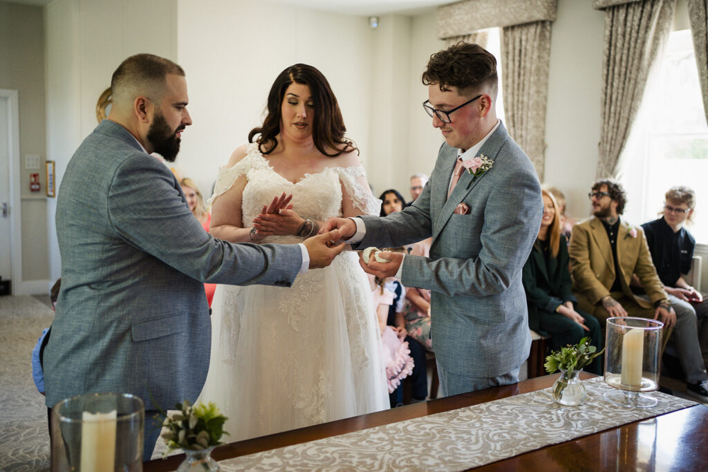 A Relaxed Wedding at St Albans Registry Office, Hertfordshire 7 A Relaxed Wedding at St Albans Registry Office 6