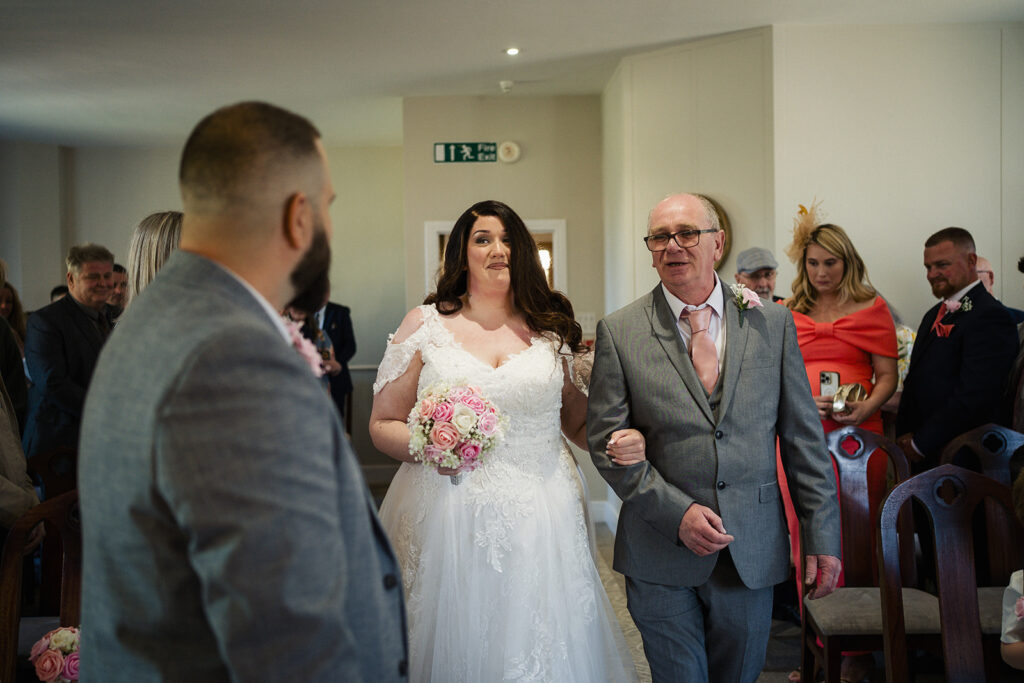 A Relaxed Wedding at St Albans Registry Office, Hertfordshire 14 A Relaxed Wedding at St Albans Registry Office 8