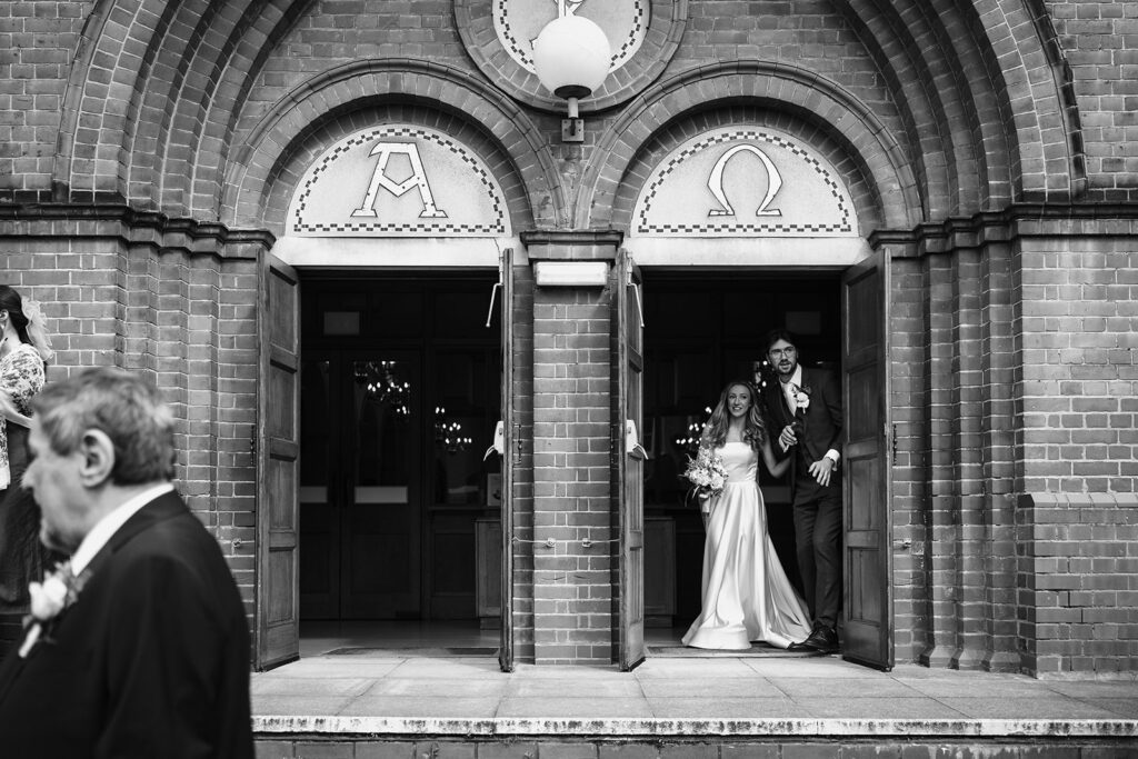 A Summer Wedding at St Albans and St Stephen Catholic Church and Beaumont Hall 5