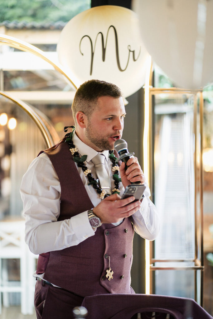 Relaxed Fun Wedding Photography at The Barn at Tea Green 18