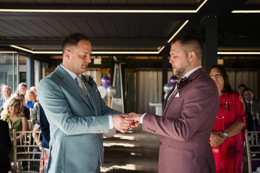 Wedding photography stories from in St Albans Hertfordshire 14 Relaxed, Fun Wedding Photography at The Barn at Tea Green