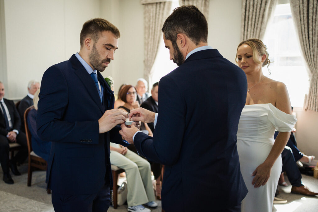 wedding photographer st alabans register office 13