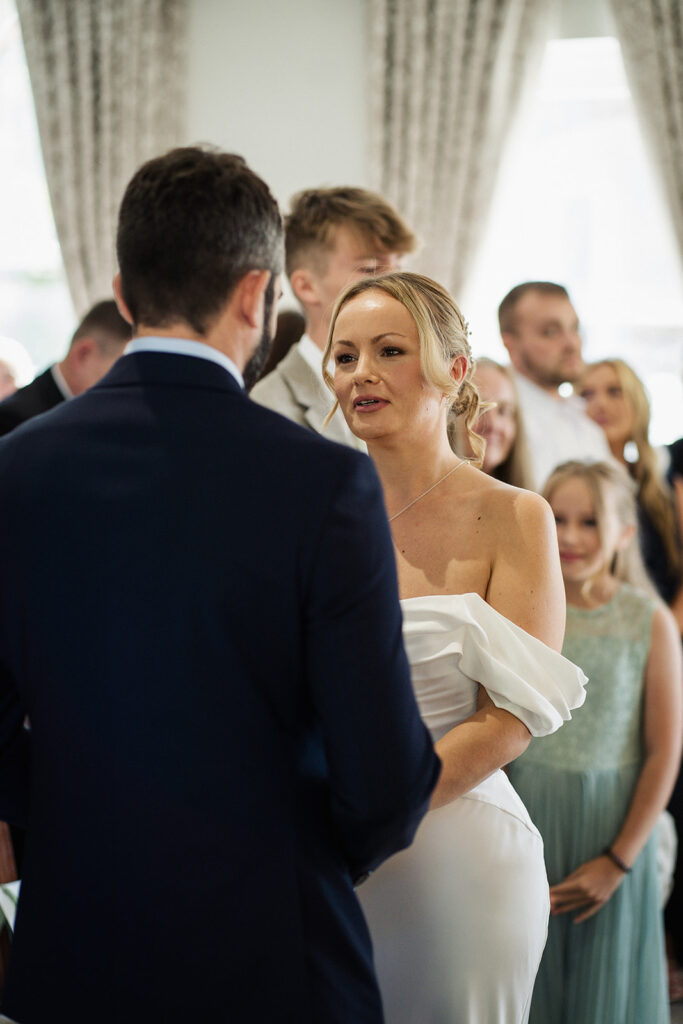 wedding photographer st alabans register office 14